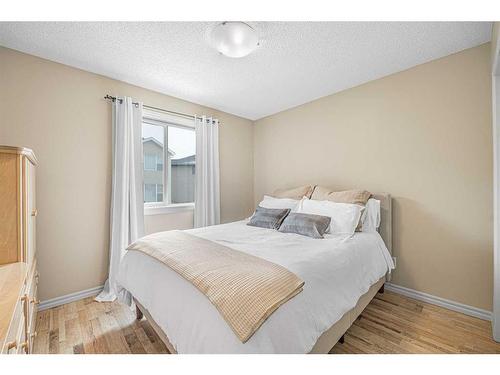 276-371 Marina Drive, Chestermere, AB - Indoor Photo Showing Bedroom