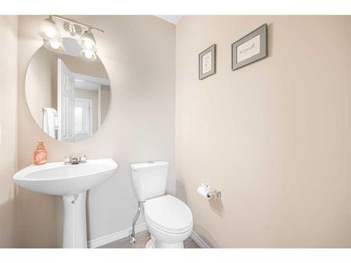 276-371 Marina Drive, Chestermere, AB - Indoor Photo Showing Bathroom