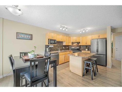 276-371 Marina Drive, Chestermere, AB - Indoor Photo Showing Other Room