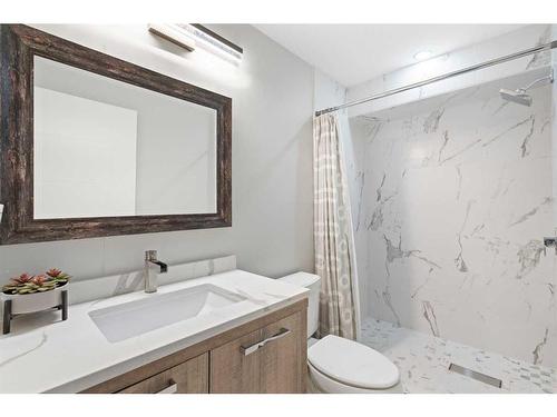 253002 Range Road 283, Rural Rocky View County, AB - Indoor Photo Showing Bathroom