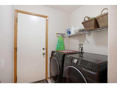 217 Citadel Crest Green Nw, Calgary, AB - Indoor Photo Showing Laundry Room