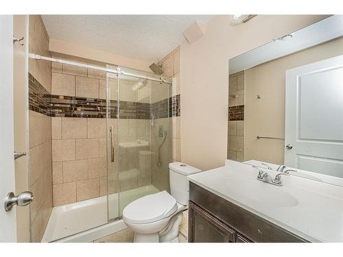 42 Panora Street Nw, Calgary, AB - Indoor Photo Showing Bathroom