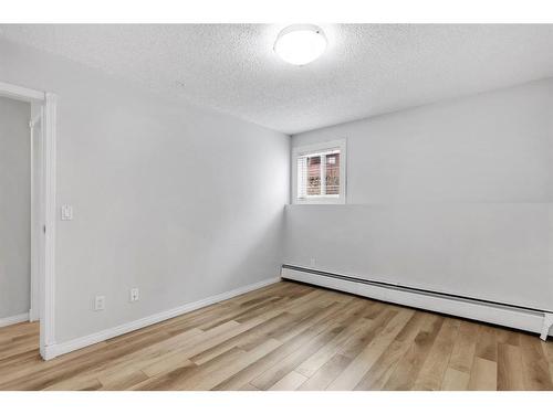 103-819 4A Street Ne, Calgary, AB - Indoor Photo Showing Other Room
