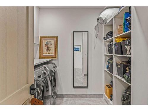 628 Silvertip Road, Canmore, AB - Indoor Photo Showing Laundry Room