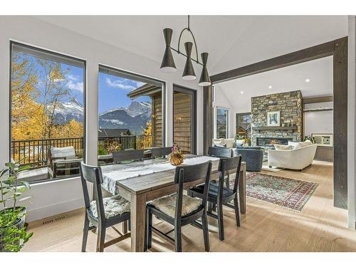 628 Silvertip Road, Canmore, AB - Indoor Photo Showing Dining Room