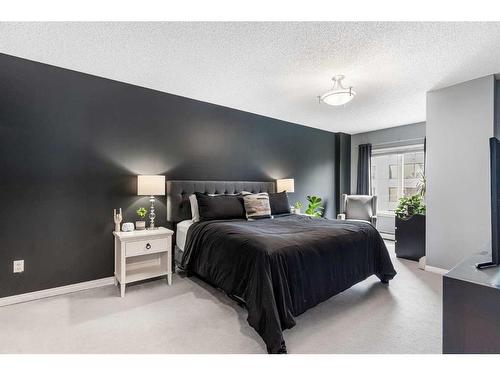 607-114 15 Avenue Sw, Calgary, AB - Indoor Photo Showing Bedroom