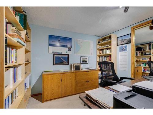338 Millrise Drive Sw, Calgary, AB - Indoor Photo Showing Office