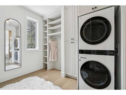 627 Willow Brook Drive Se, Calgary, AB - Indoor Photo Showing Laundry Room