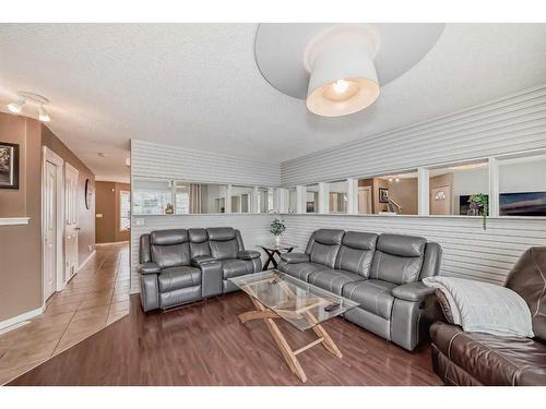 127 Cranberry Way Se, Calgary, AB - Indoor Photo Showing Living Room