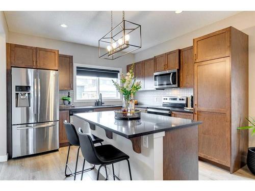 137 Creekside Boulevard Sw, Calgary, AB - Indoor Photo Showing Kitchen With Stainless Steel Kitchen