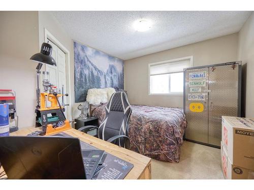 913 Cranston Drive Se, Calgary, AB - Indoor Photo Showing Bedroom
