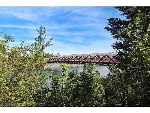 802-1110 3 Avenue Nw, Calgary, AB - Outdoor With View