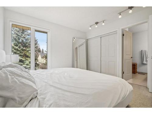116 Stradwick Rise Sw, Calgary, AB - Indoor Photo Showing Bedroom