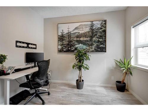 15 Cranleigh Mews Se, Calgary, AB - Indoor Photo Showing Office