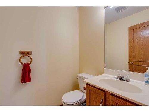 11460 Coventry Boulevard Ne, Calgary, AB - Indoor Photo Showing Bathroom