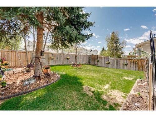 138 Riverglen Close Se, Calgary, AB - Outdoor With Backyard
