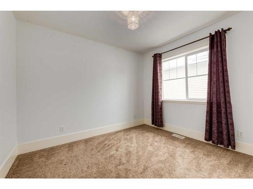 273 Cougartown Circle Sw, Calgary, AB - Indoor Photo Showing Other Room