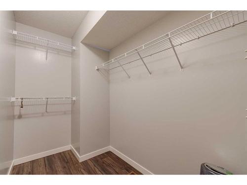 46 Royal Birch Landing Nw, Calgary, AB - Indoor With Storage