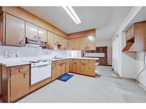 4311 19 Street Nw, Calgary, AB - Indoor Photo Showing Kitchen
