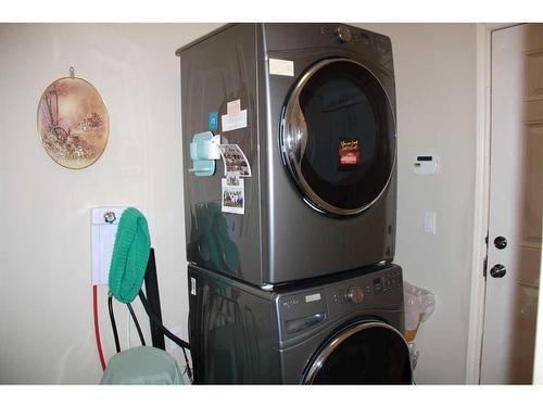 55 Ranchers Crescent, Okotoks, AB - Indoor Photo Showing Laundry Room