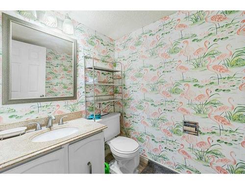 124-3219 56 Street Ne, Calgary, AB - Indoor Photo Showing Bathroom