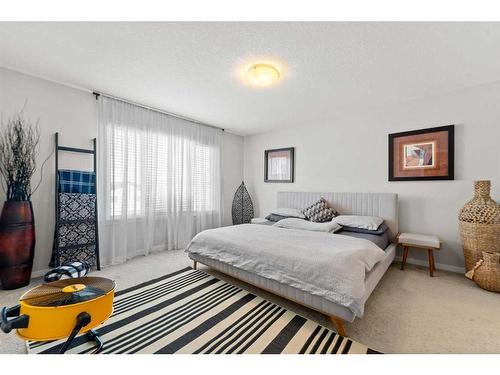 65 Howse Common Ne, Calgary, AB - Indoor Photo Showing Bedroom