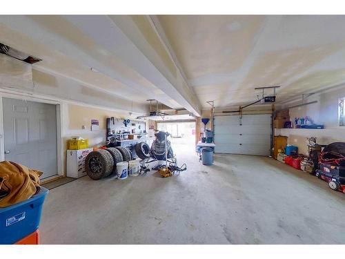 32169 Highway 760, Rural Mountain View County, AB - Indoor Photo Showing Garage