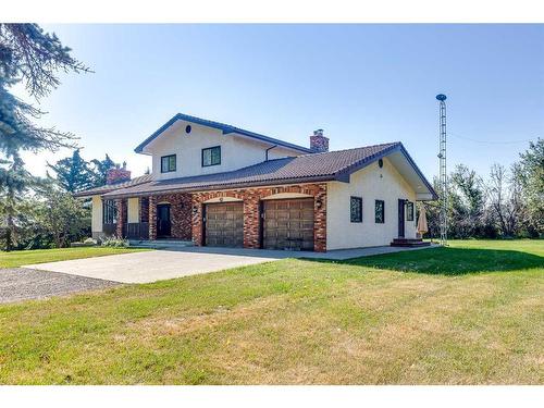 285223 Rr11, Crossfield, AB - Outdoor