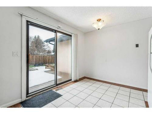 15123 Deer Run Drive Se, Calgary, AB -  Photo Showing Other Room
