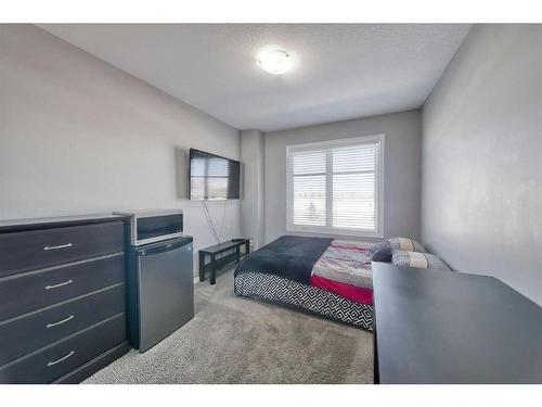 10811 Cityscape Drive Ne, Calgary, AB - Indoor Photo Showing Bedroom