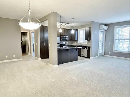 205-88 Arbour Lake Road Nw, Calgary, AB - Indoor Photo Showing Kitchen