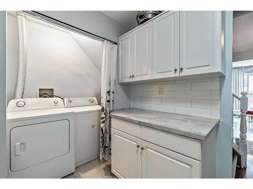 6-3707 16 Avenue Se, Calgary, AB - Indoor Photo Showing Laundry Room