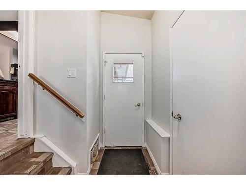 8315 Addison Drive Se, Calgary, AB - Indoor Photo Showing Other Room