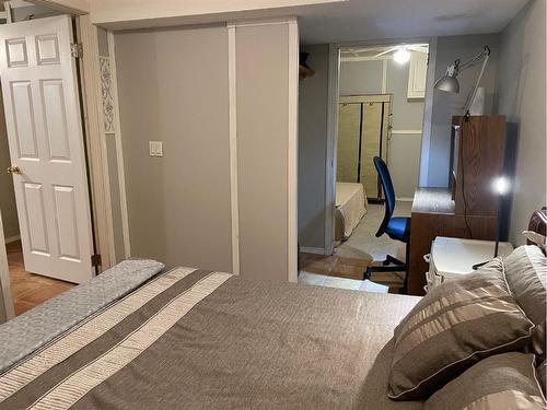5119 Fourier Drive Se, Calgary, AB - Indoor Photo Showing Bedroom