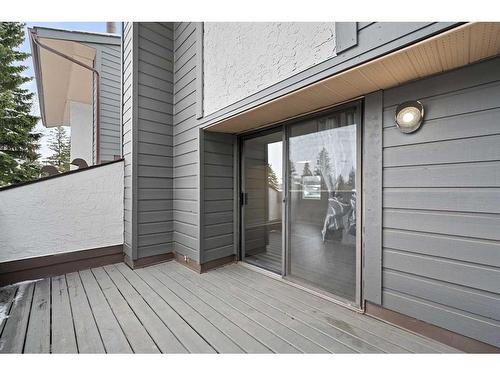 411-2520 Palliser Drive Sw, Calgary, AB - Outdoor With Exterior