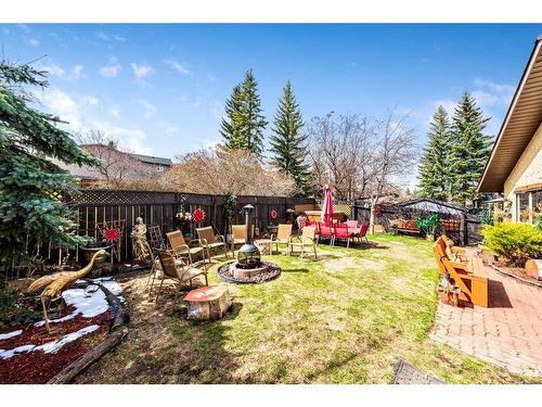 459 Cantrell Drive Sw, Calgary, AB - Outdoor