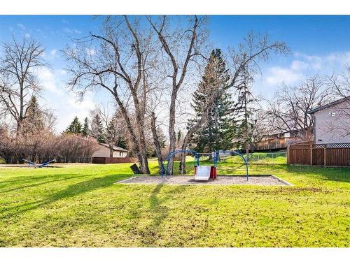 459 Cantrell Drive Sw, Calgary, AB - Outdoor With Backyard
