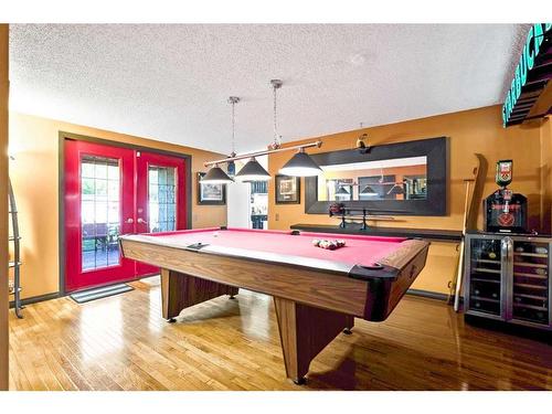 459 Cantrell Drive Sw, Calgary, AB - Indoor Photo Showing Other Room
