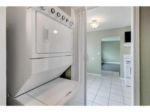 1183 Marcombe Crescent Ne, Calgary, AB - Indoor Photo Showing Laundry Room