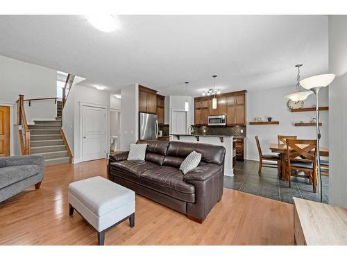 90 Royal Oak Drive Nw, Calgary, AB - Indoor Photo Showing Living Room