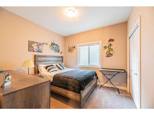 88 Nolanhurst Way Nw, Calgary, AB - Indoor Photo Showing Bedroom