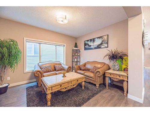 88 Nolanhurst Way Nw, Calgary, AB - Indoor Photo Showing Living Room