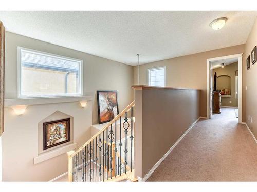 335 Cresthaven Place Sw, Calgary, AB - Indoor Photo Showing Other Room