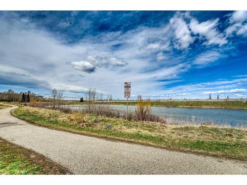 335 Cresthaven Place Sw, Calgary, AB - Outdoor With View