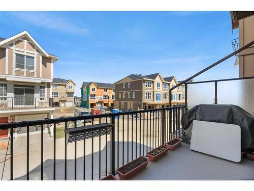 978 Sherwood Boulevard Nw, Calgary, AB - Outdoor With Balcony With Exterior