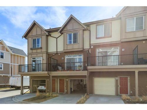 978 Sherwood Boulevard Nw, Calgary, AB - Outdoor With Balcony With Facade
