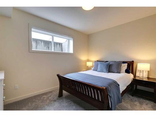 4127 17 Street Sw, Calgary, AB - Indoor Photo Showing Bedroom