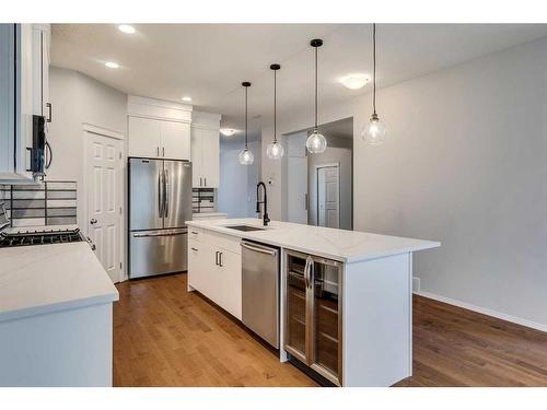 25 Elgin Meadows Green Se, Calgary, AB - Indoor Photo Showing Kitchen With Upgraded Kitchen