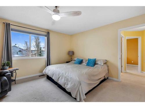 115 Valley Creek Crescent Nw, Calgary, AB - Indoor Photo Showing Bedroom