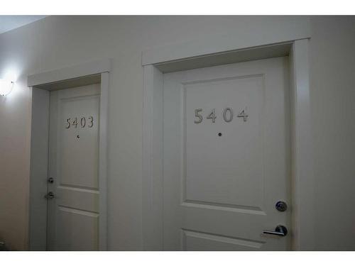 5404-15 Sage Meadows Landing Nw, Calgary, AB - Indoor Photo Showing Other Room
